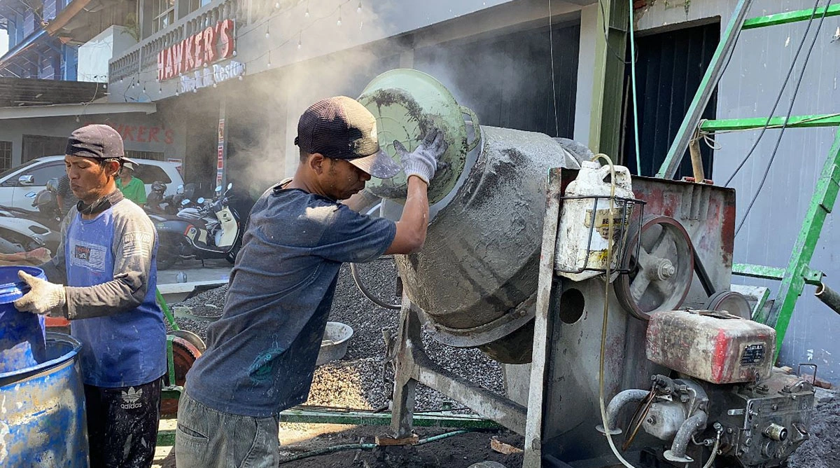 sewa lift cor di sragen 2